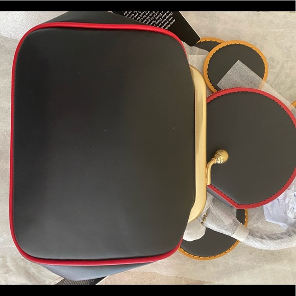 NWT 2 piece Coach Disney Keith Haring kisslock set - Picture 7 of 14